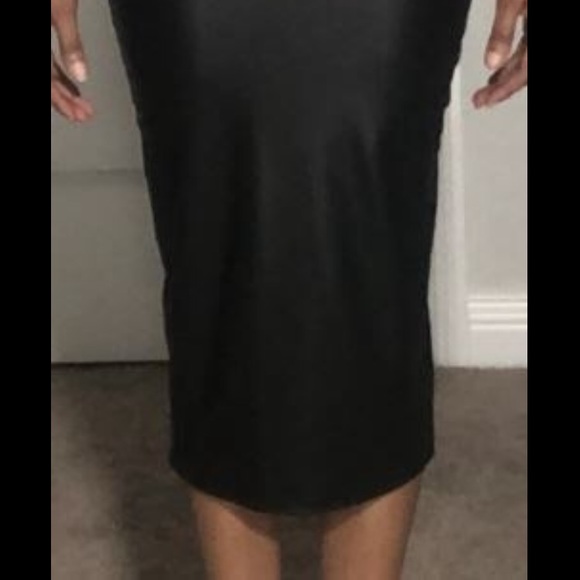 Black faux leather pencil skirt - Picture 4 of 6